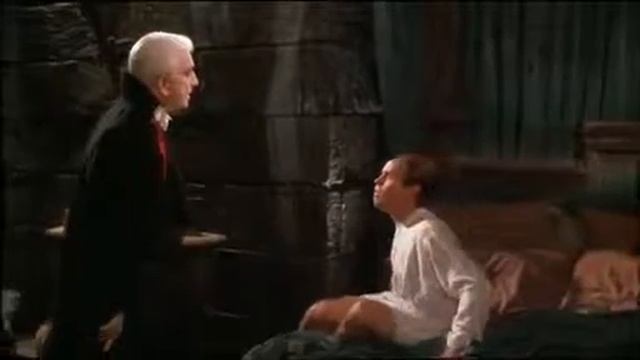 Dracula mort et heureux de l'être Bande annonce смотреть онлайн