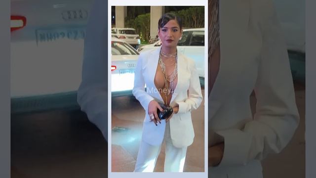 Poonam Pandey Spotted At Telly Awards смотреть онлайн