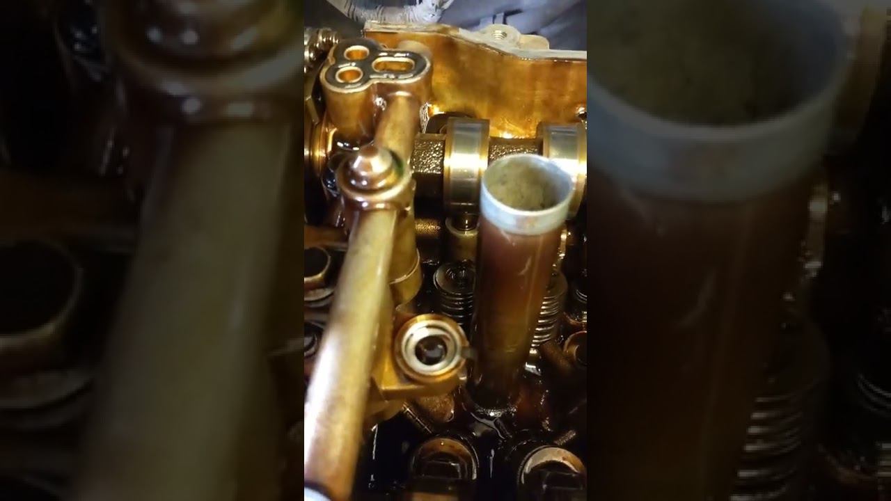 Что будет если не затянуть болт на шкиве коленвала. 1zr Toyota corolla смотреть онлайн