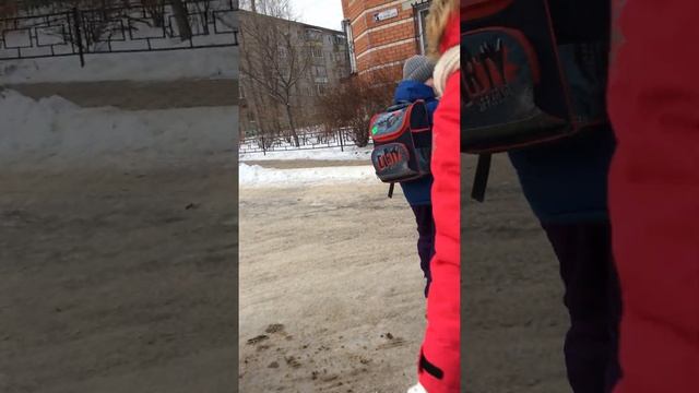 Следим за одноклассниками смотреть онлайн