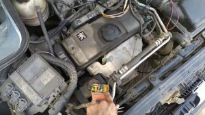 Пежо 206 не заводится нет питания