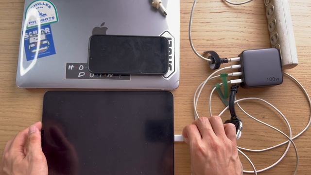 Ugreen 100W GaN Travel Adapter Charger 4 Ports | Apple Samsung iPhone Macbook Laptop смотреть онлайн