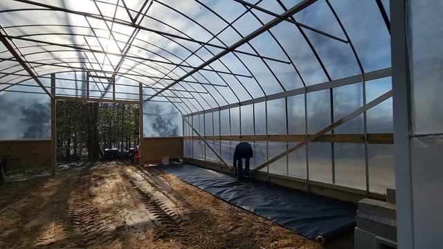 Growing FRUIT Trees in the High Tunnel смотреть онлайн