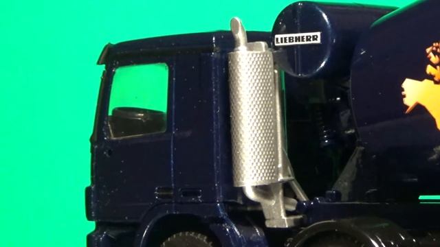 Масштабная модель Mercedes Actros-Liebherr 1/50 смотреть онлайн