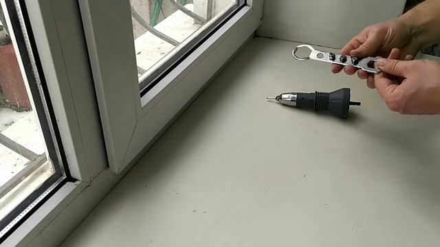 Заклепочник- насадка для шуруповерта Vira. смотреть онлайн