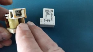 Транзистор в качестве реле. Ключ на полевом транзисторе.