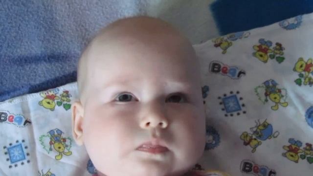 ВЛОГ Вика младенец странно смотрит и закатывает глаза 3 месяца смотреть онлайн