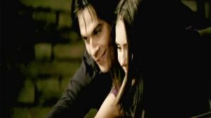 Damon and Elena Bahh Tee   Будь ты ветром
