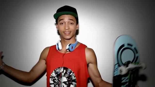 Наушники Monster Beats смотреть онлайн