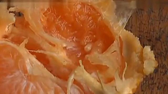 Из мандарина выходят червяки смотреть онлайн