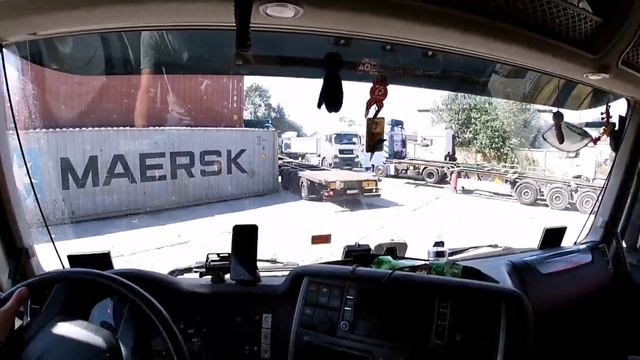 Опасный груз. Перевозка опасного груза через всю Россию. смотреть онлайн