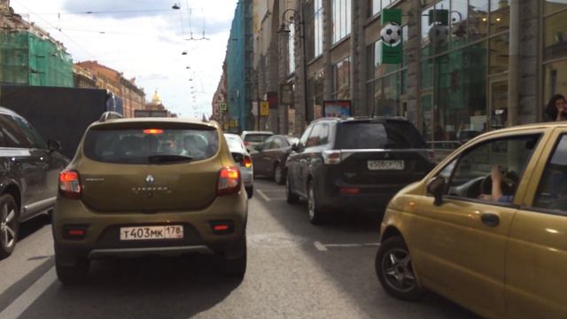 Парковка вторым рядом. Литейный проспект. смотреть онлайн