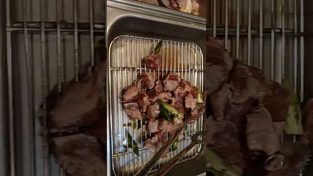 Ну ооочень вкусно.Еда в Южной Корее смотреть онлайн