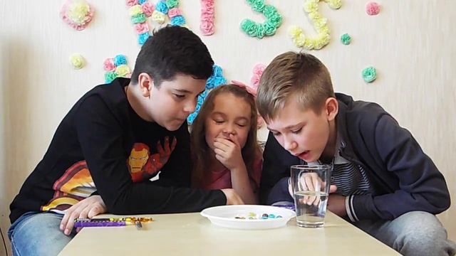 Пробуем драже Jelly Belly с различными вкусами BEANBOOZLED БЛЕВОТИНА ТУХЛЯТИНА смотреть онлайн