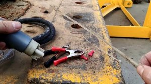 Слив топлива из бака на примере Шевроле Авео Т250. Как слить топливо полностью не снимая бака.