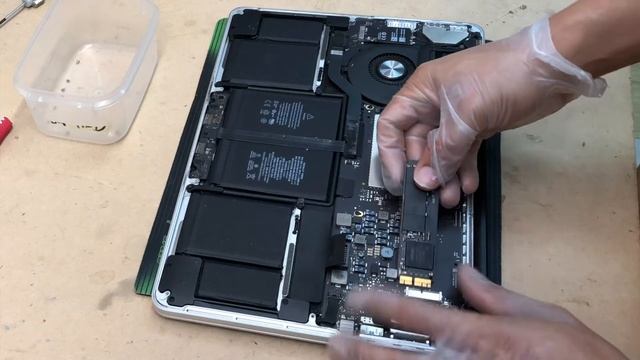MacBook Pro 2015 A1502 | SSD Upgrade Replacement смотреть онлайн