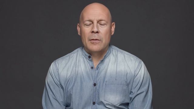 Брюс Уиллис | Дипфейк смотреть онлайн