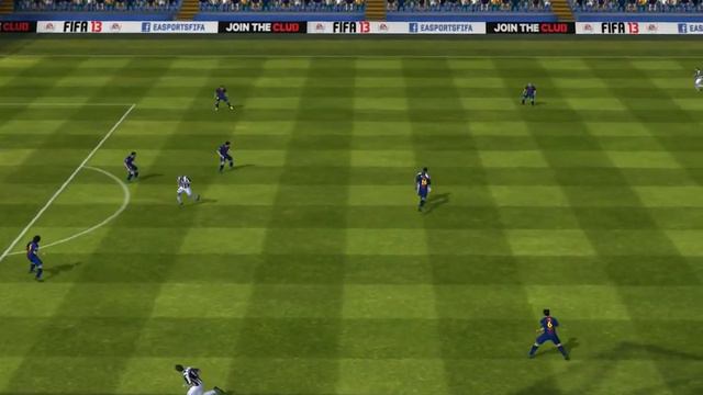 Не стал долго думать и пробил FIFA 13 iPhone/iPad - FC Barcelona vs. Juventus смотреть онлайн