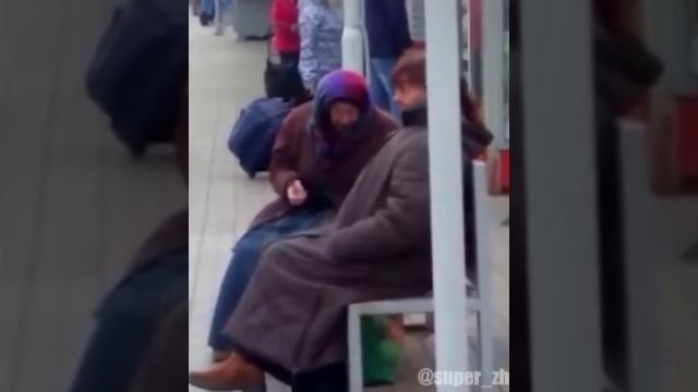 Опрыскиватель аххахаахахахахах смотреть онлайн