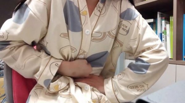 stomach growling asmr