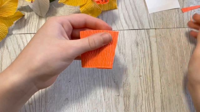 Как сделать НАРЦИССЫ из Гофрированной Бумаги Подарок МАМЕ на 8 Марта смотреть онлайн