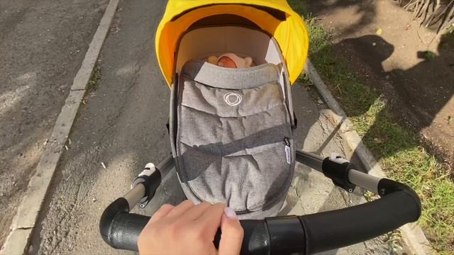 ОБЗОР КОЛЯСКИ Bugaboo bee 6! VLOG с реборном Евой в деревне смотреть онлайн