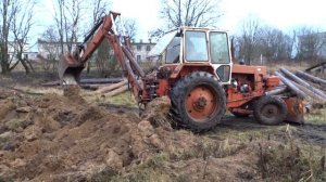 Экскаватор ЭО 2621\/ровняет и копает пруд