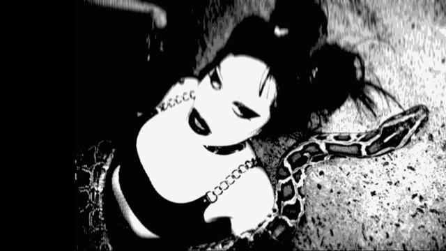 Suffer and Swallow (Slowed) Alice Glass смотреть онлайн