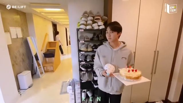 (РУСС.ОЗВУЧКА) [EN-TER Key] Вечеринка на день рождения Хисына! Но...? Birthday Party For HEESEUNG!