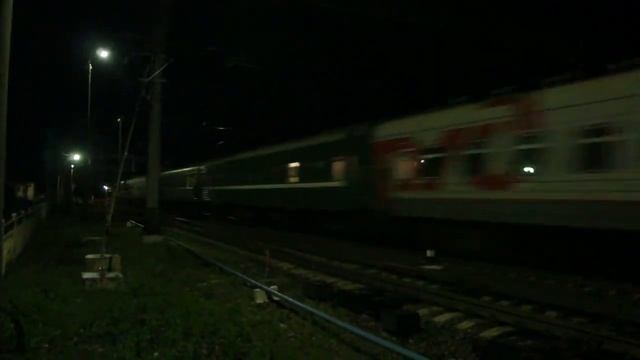 ЧС2Т с поездом №293 Мурманск-Анапа (RZD) Торбино смотреть онлайн