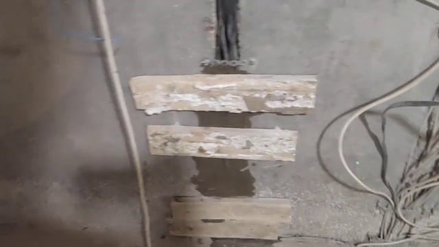 Заделка пучка кабелей к щиту в штробу смотреть онлайн