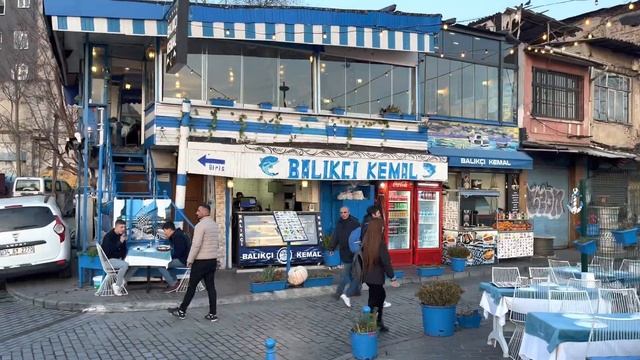 Пахлава. Зима Турции 2023 / Как сейчас с погодой в Стамбуле? Набережная Haliç на фоне заката смотреть онлайн