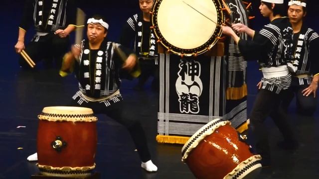 Японские барабаны "тайко" смотреть онлайн