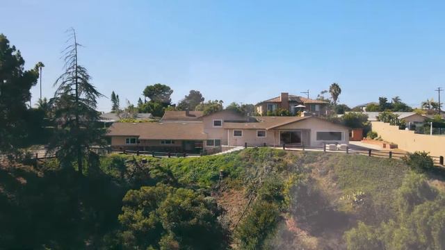 Robert Colello | 2424 Corona Ct La Jolla | Keller Williams | CURB360 San Diego Real Estate Media смотреть онлайн