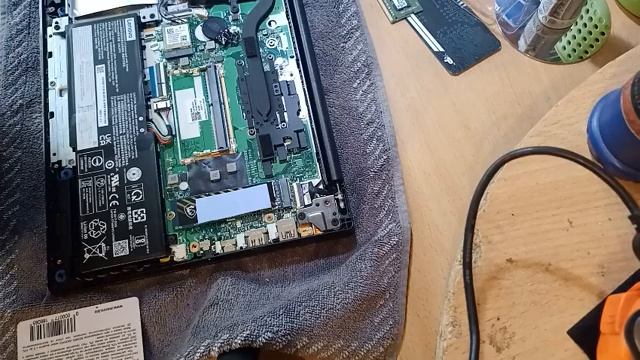 Lenovo V14 G2 ALC апгрейд