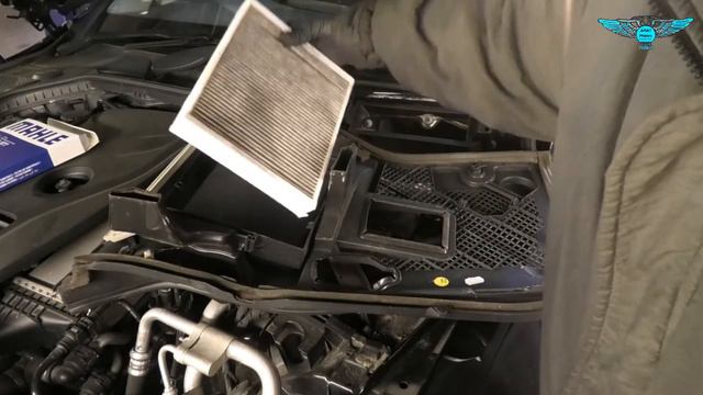 Mercedes W205 2014 Pollen Filter Removal And Replacement