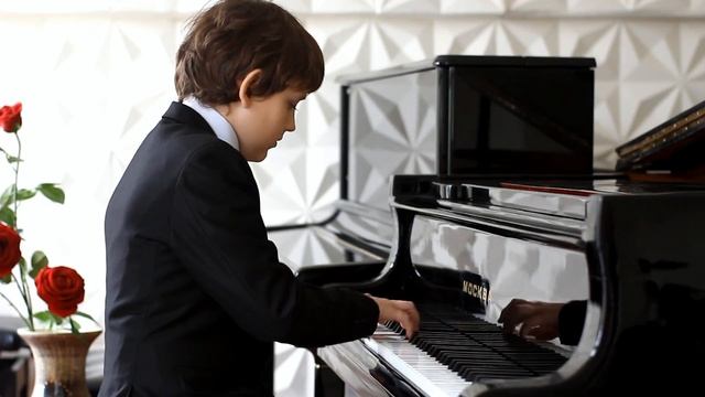 Д. Кабалевский Кавалерийская. Исполняет Святозар Липин 10 лет. смотреть онлайн