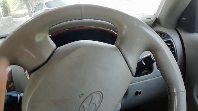 HYUNDAI ACCENT REVIEW (PETROL/CNG) - Awsome But too Long & Lower Sedan | Varun Kathuria смотреть онлайн