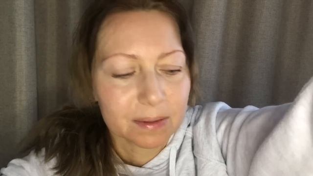АСМР Расчешу волосы и сделаю причёску .Шепот.Звук волос. смотреть онлайн