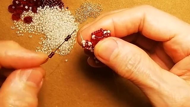 #howtomakejewellery Сережки из бисера "Красные веера" смотреть онлайн