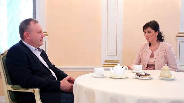 Почему руководитель отделения Банка, выбрала LR? Интервью с Вероникой Щелыгиной. смотреть онлайн