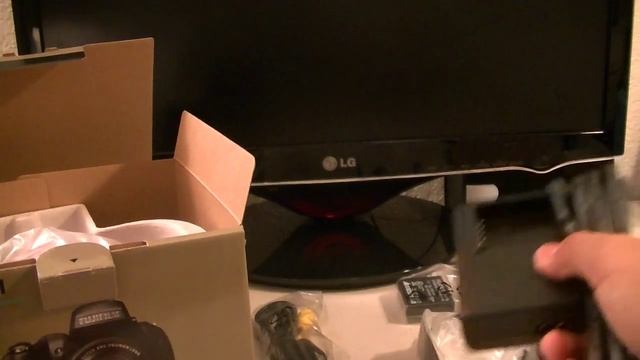 FujiFilm Finepix HS30EXR Unboxing! смотреть онлайн