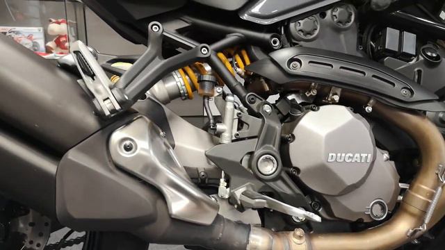 2018 Ducati Monster 1200 S смотреть онлайн