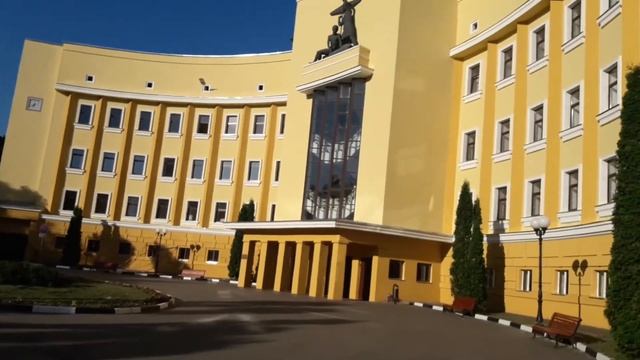 Самое интересное здание на Песчаной улице смотреть онлайн