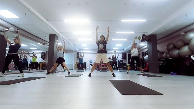 ФУНКЦИОНАЛЬНЫЙ ТРЕНИНГ НА СТЕПЕ ЦЕЛАЯ ТРЕНИРОВКА / FUNCTIONAL TRAINING / ГРУППОВАЯ ТРЕНИРОВКА смотреть онлайн