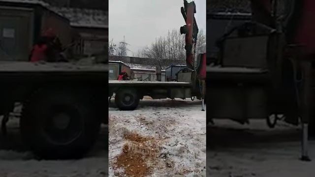 Вот так надо строить бытовки на стройке.