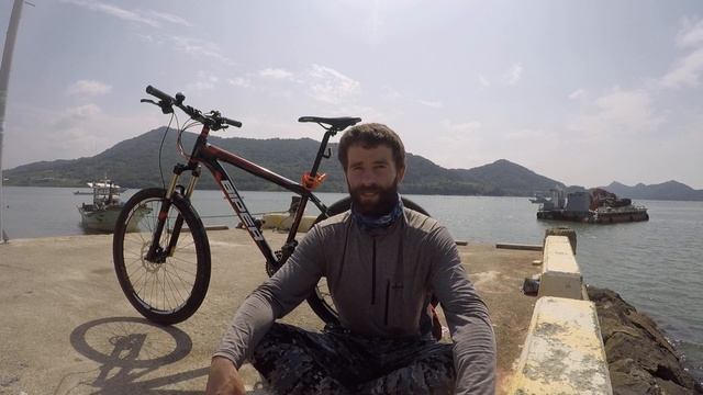 На велосипеде?по Южной Корее?? смотреть онлайн