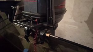 Лодка Крым. Установил рулевое управление.