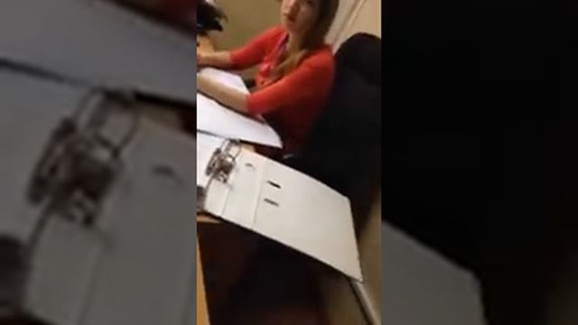 Розмова з керівником апарату смотреть онлайн