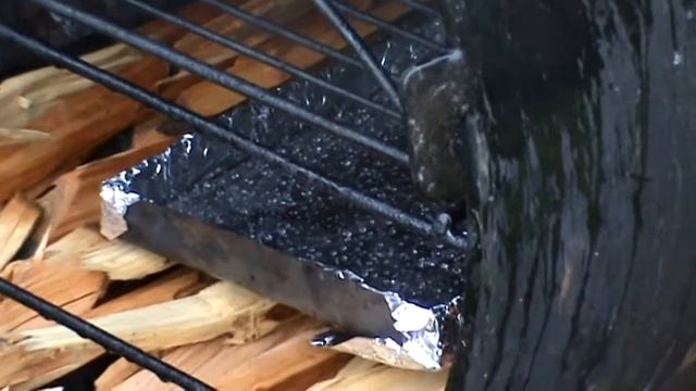 КАК ЗАКОПТИТЬ СКУМБРИЮ ! ПРОСТОЙ РЕЦЕПТ ГОРЯЧЕГО КОПЧЕНИЯ СКУМБРИИ ! смотреть онлайн